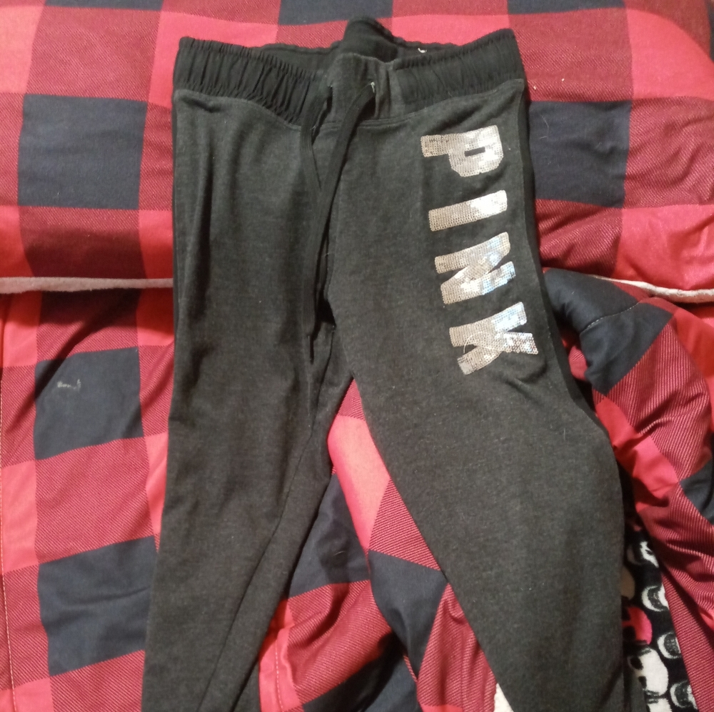 VS PINK